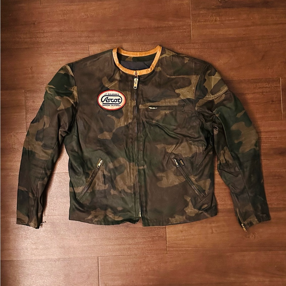 Wax canvas racing motorcycle jacket. Made by Ascot x Bates Leather company. XL